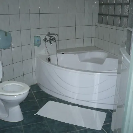 Millennium Hotel 3*